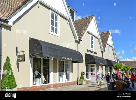 burberry bicester village outlet.